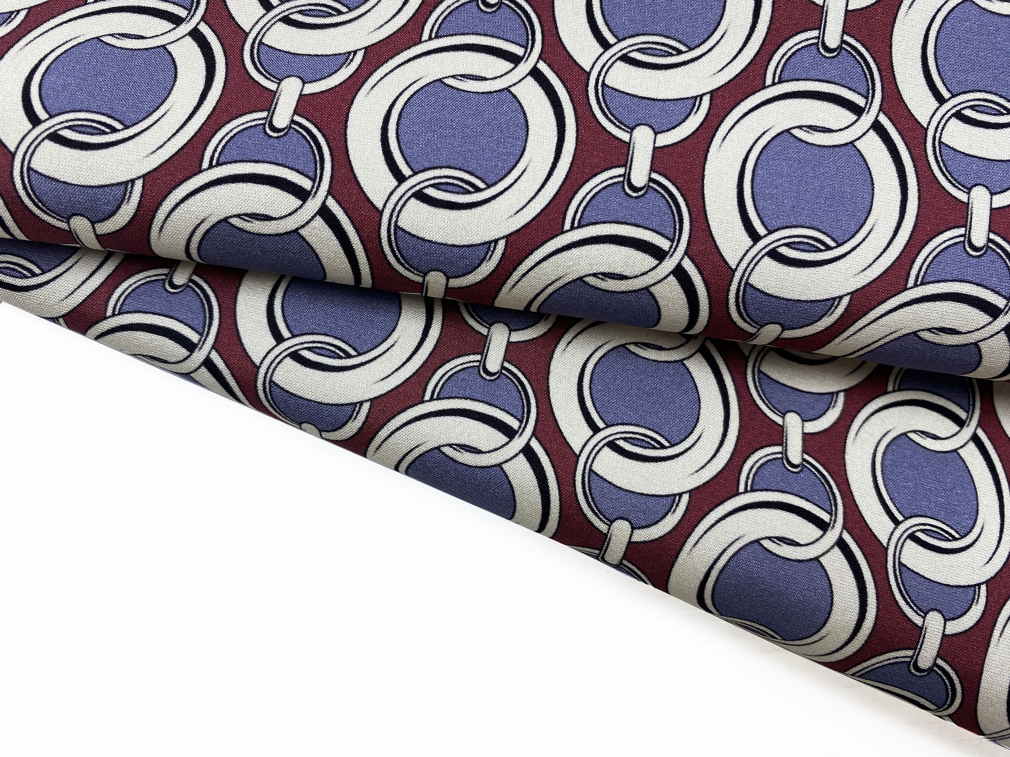 Ткань Шёлк брусничного цвета  с принтом  серо-голубые цепи  46691 4